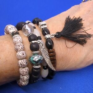 Stackable Bohemian Tassel & Dangling Feather Beaded Bracelet 4 Pc Set NEW